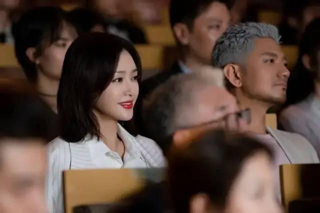 娱乐圈吃瓜的真实故事,揭秘那些被隐藏的真实吃瓜故事