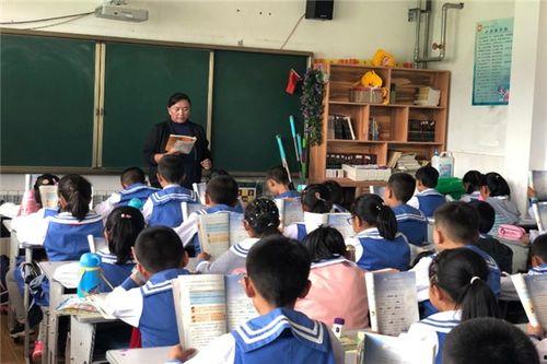 吃瓜娱乐上课传纸条,吃瓜娱乐与传纸条背后的青春故事